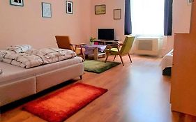 Gala Apartment
