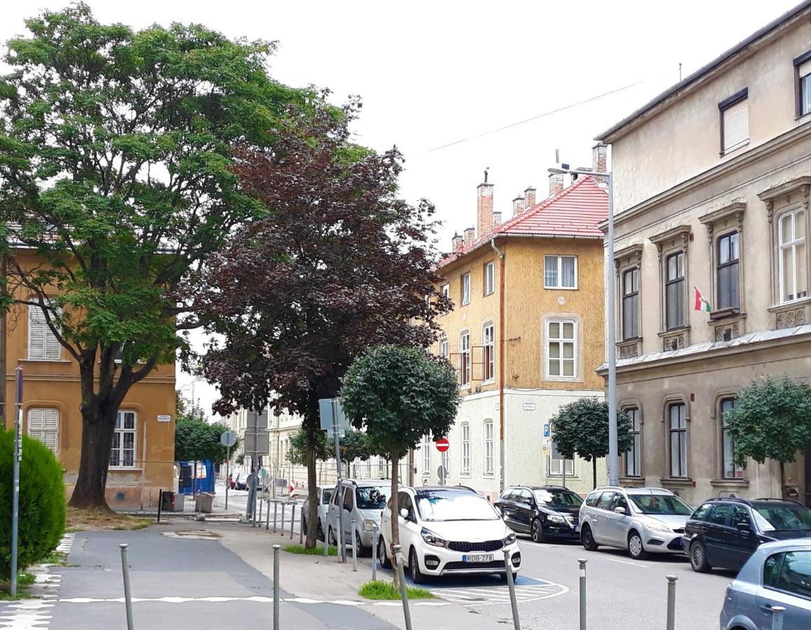 Gala Apartment Győr Exterior foto